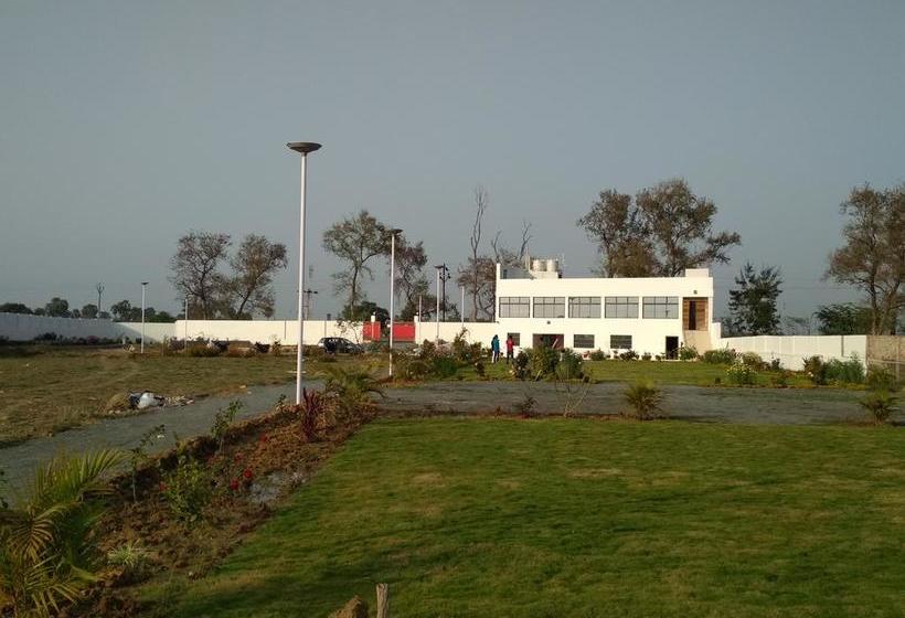 Hotel Shivansh Garden A Unit Of Dhungeshwari Parks And Resort Pvt Ltd 2