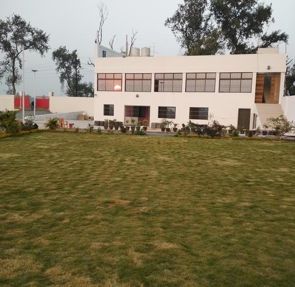 Hotel Shivansh Garden A Unit Of Dhungeshwari Parks And Resort Pvt Ltd 8