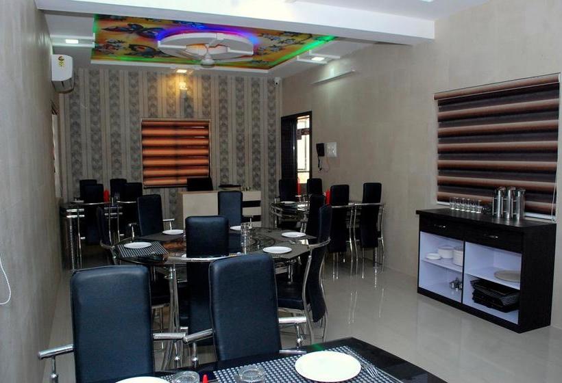 Hotel Sky Stays Heaven 13