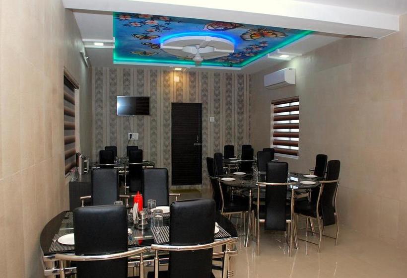 Hotel Sky Stays Heaven 14