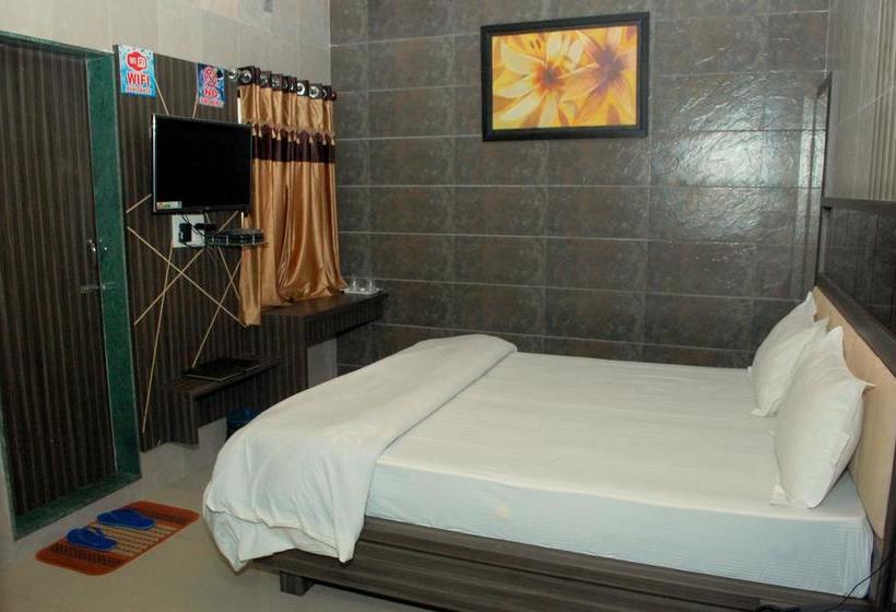 Hotel Sky Stays Heaven 18