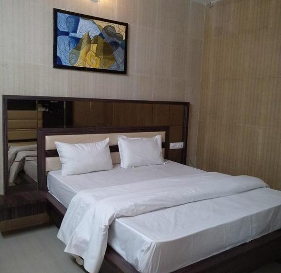 Hotel Sky Stays Heaven 5