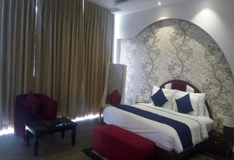 Hotel Clarks Exotica Jim Corbett 7