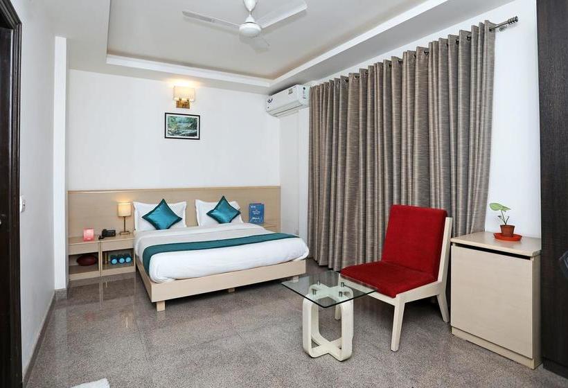 Hotel Oyo 10028 Lotus Panache 13