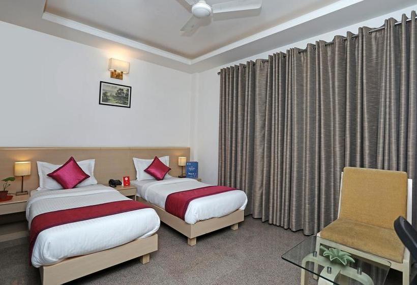 Hotel Oyo 10028 Lotus Panache 14