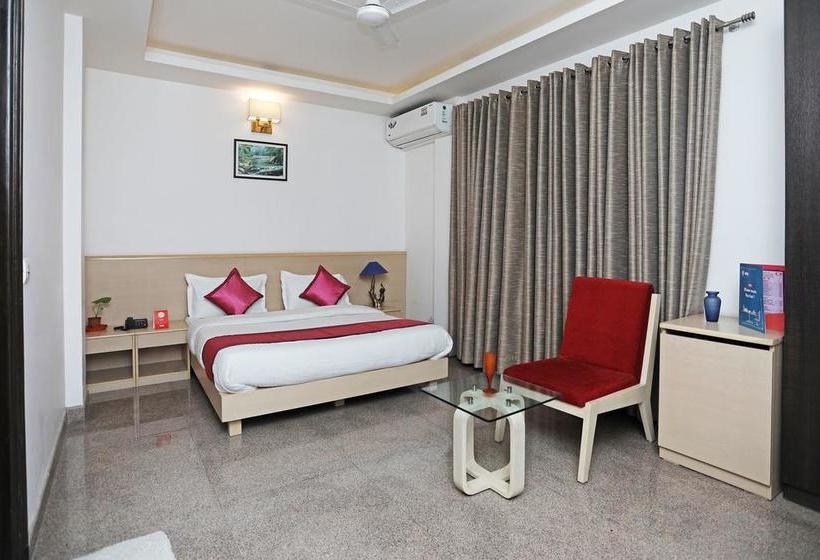 Hotel Oyo 10028 Lotus Panache 20