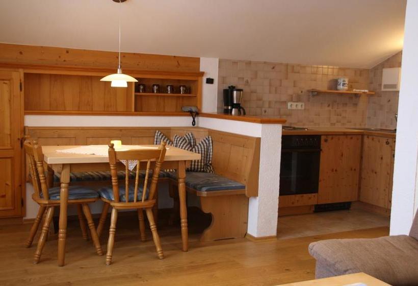 Hotel Pension Schusterpeter 12