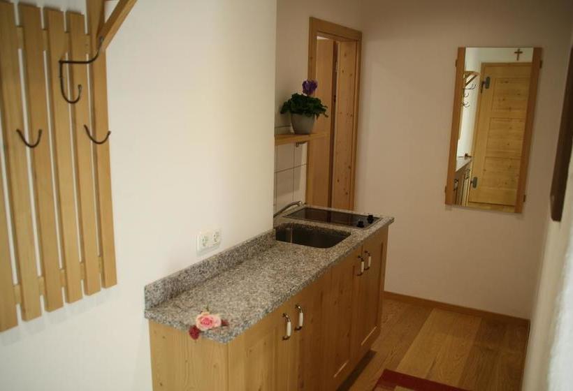 Hotel Pension Schusterpeter 20