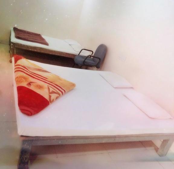 Hotel Laxmi Lodge 13