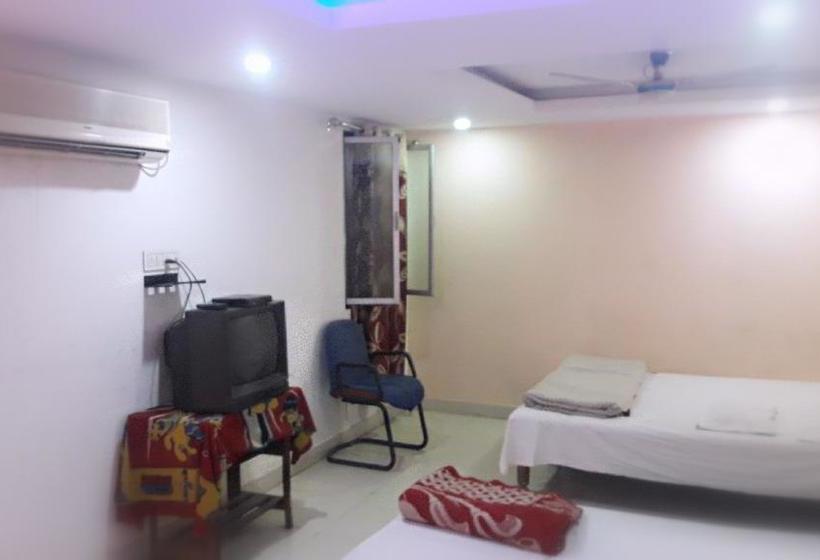 Hotel Laxmi Lodge 18