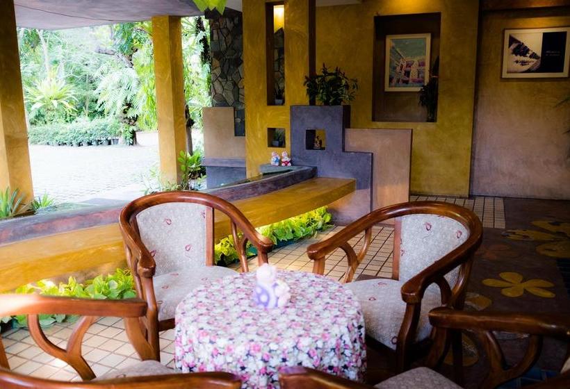 Resort The Weenee Boutique 11