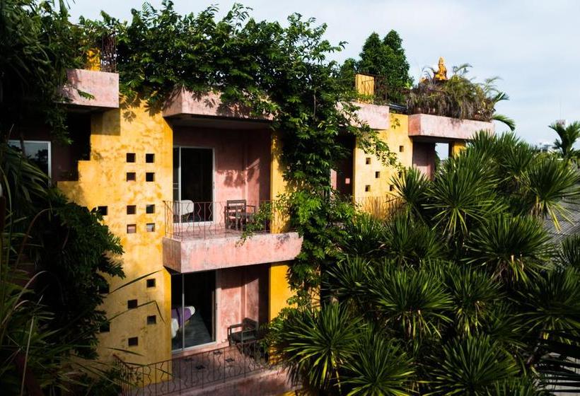 Resort The Weenee Boutique 13