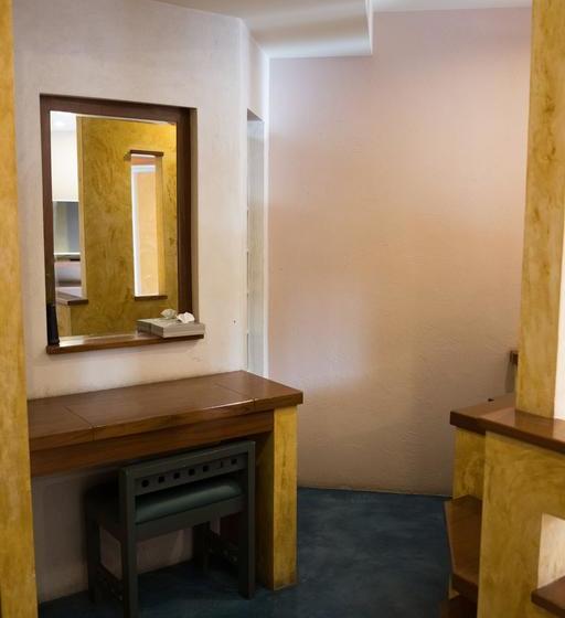 Resort The Weenee Boutique 17