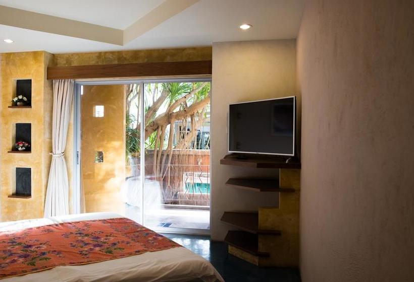 Resort The Weenee Boutique 18