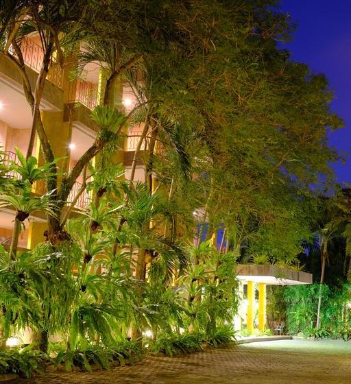 Resort The Weenee Boutique 3