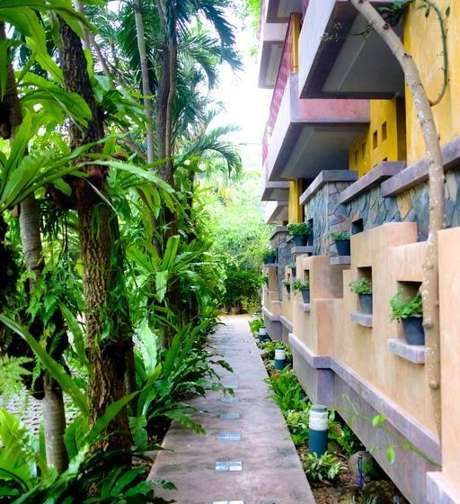 Resort The Weenee Boutique 9