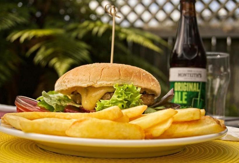 Railway Hotel/motel Hokitika 6