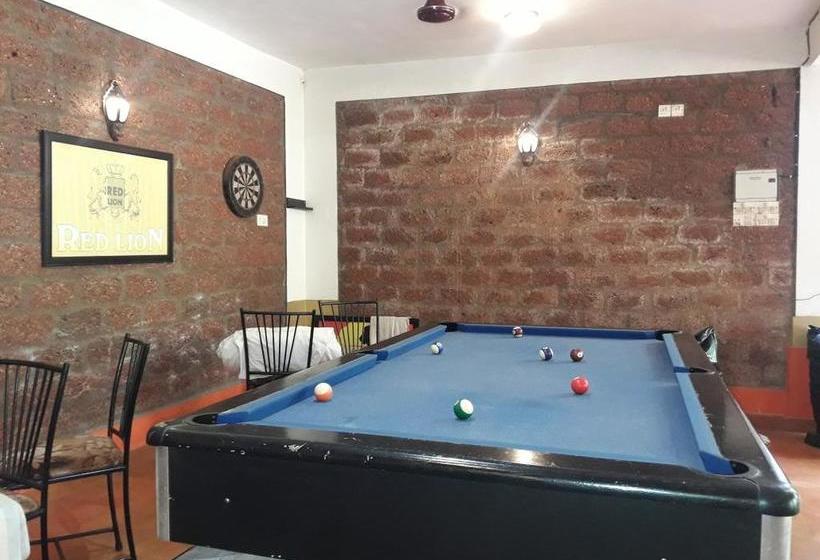 Hotel Ac Room @red Lions 3