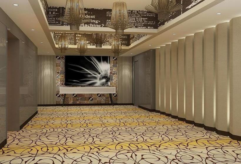 Hotel The Park Baga River Goa 11