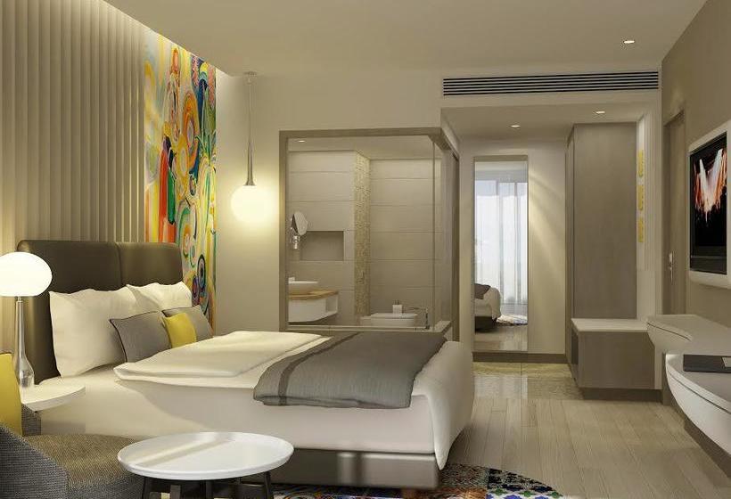 Hotel The Park Baga River Goa 9