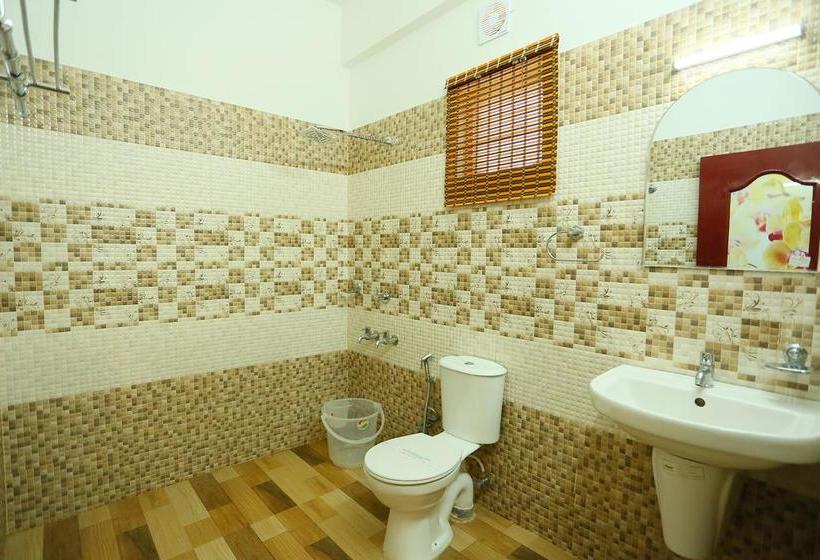 Hotel Lumino Thekkady 10