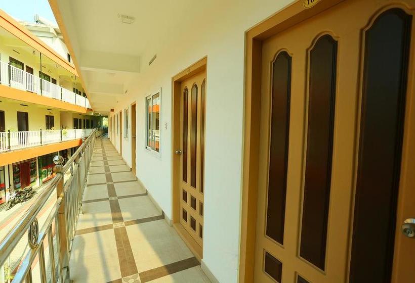 Hotel Lumino Thekkady 14