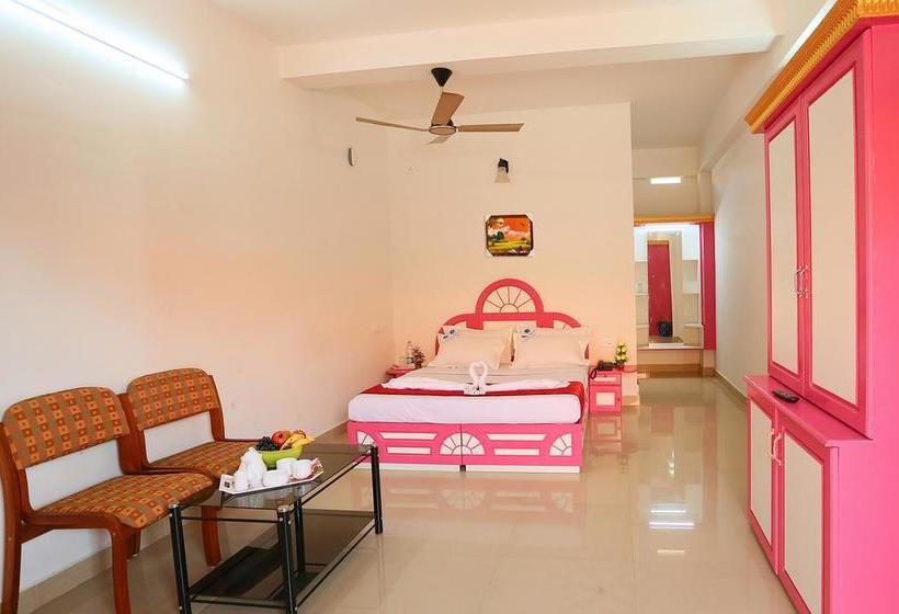 Hotel Lumino Thekkady 3