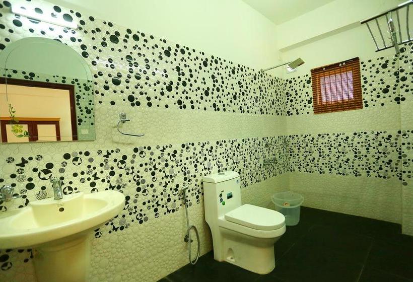 Hotel Lumino Thekkady 8