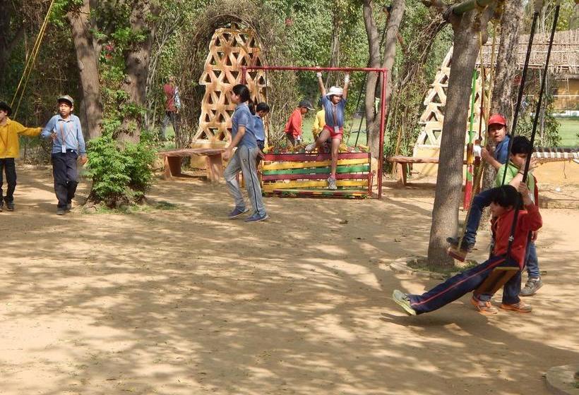 Bed and Breakfast Surjivan Resorts 13