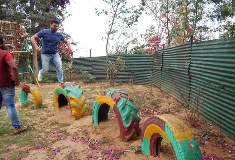 Bed and Breakfast Surjivan Resorts 15