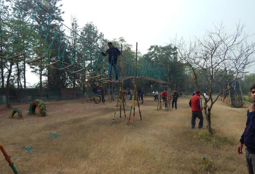 Bed and Breakfast Surjivan Resorts 5