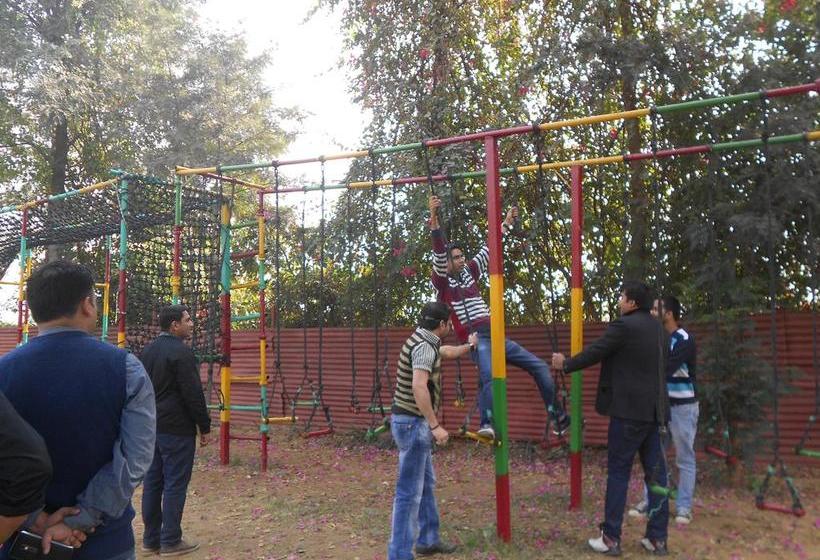 Bed and Breakfast Surjivan Resorts 7