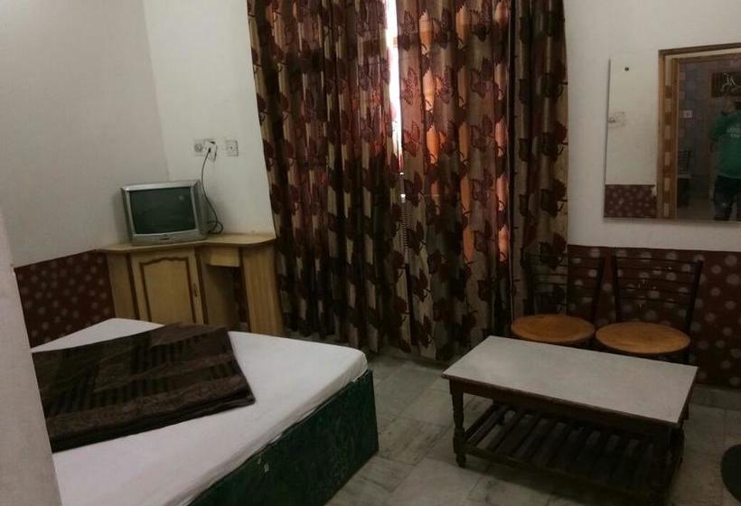 Hotel Kanshi Vishwa Nath 17