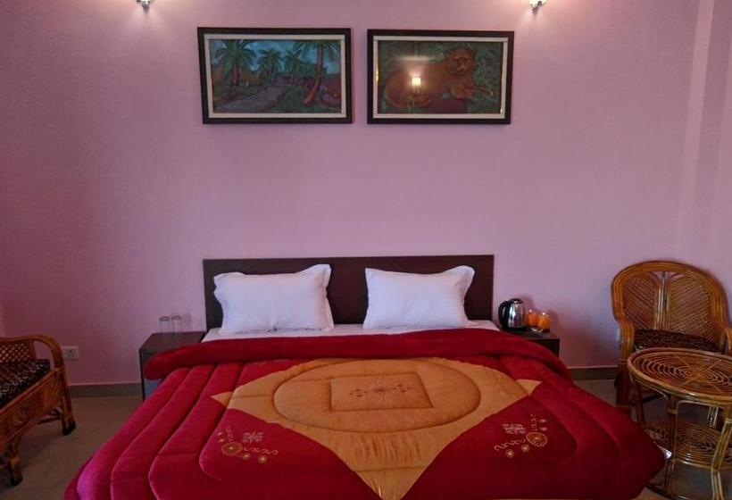 Corbett Sunrise Resort 18