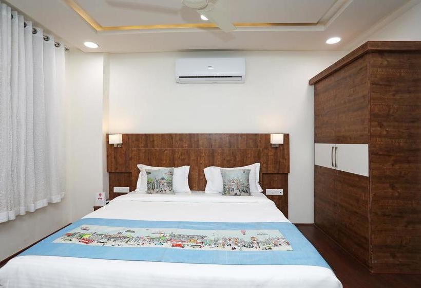 Oyo 11517 Hotel Eleven 43 12