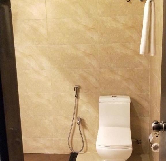 Hotel Golden Plateau 10