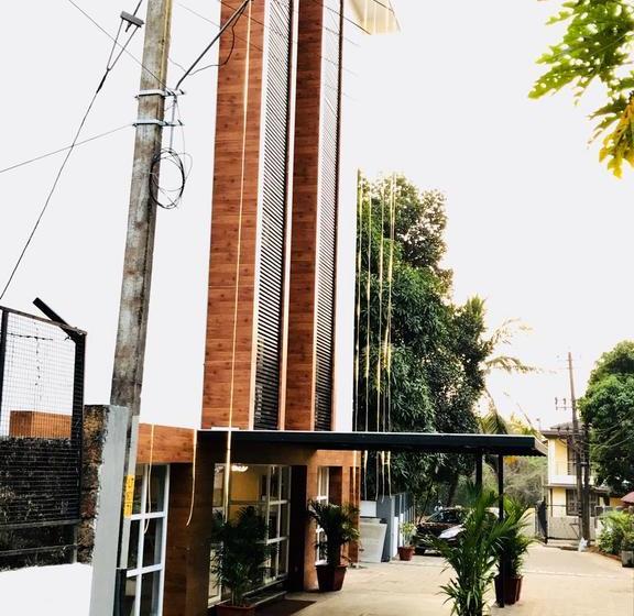 Hotel Golden Plateau 12