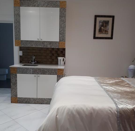 Bed and Breakfast Adrian D Cap 6