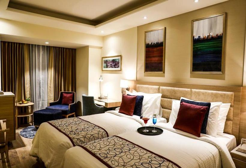 Hotel Singhania Sarovar Portico 20