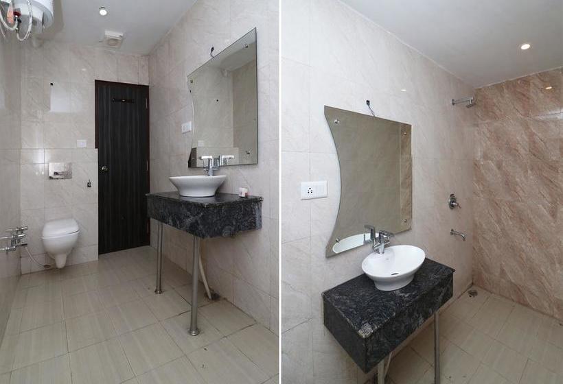 Hotel Oyo 13001 Ashoka De Grand 1