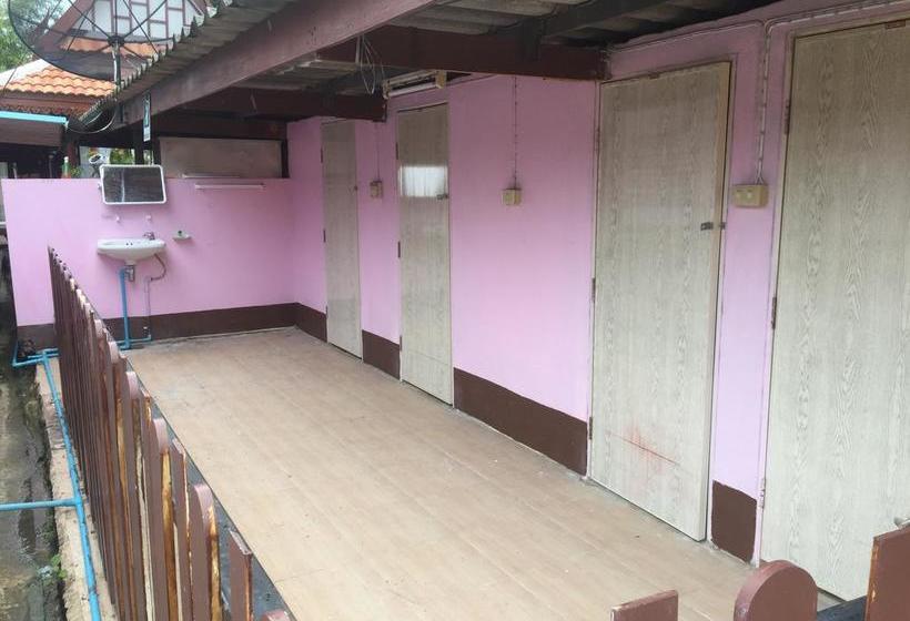 Hotel Bussaracum Resort 1