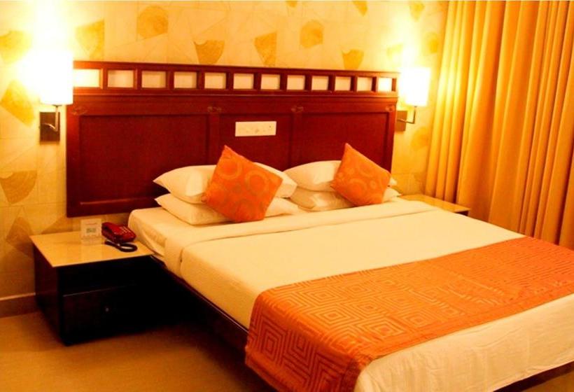 Hotel Raj Residency 11