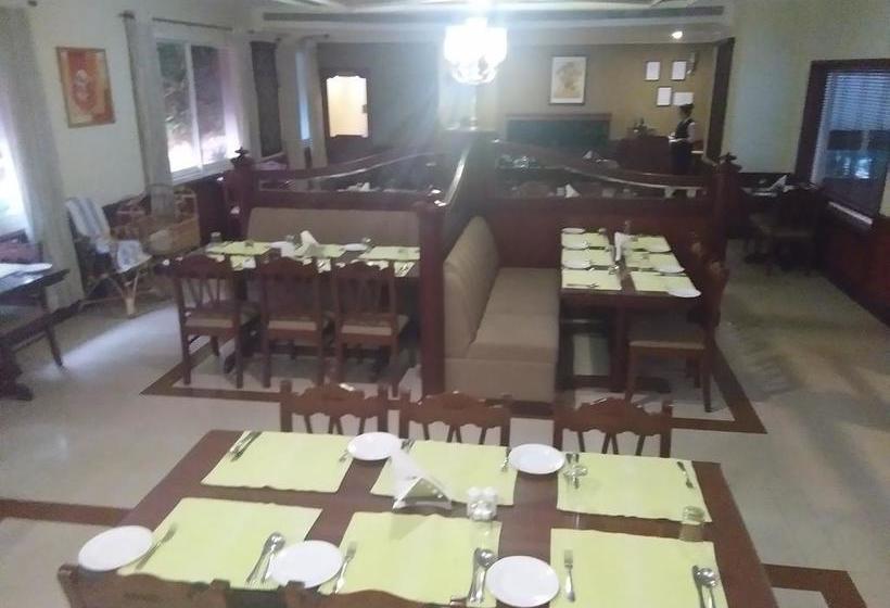 Hotel Raj Residency 5