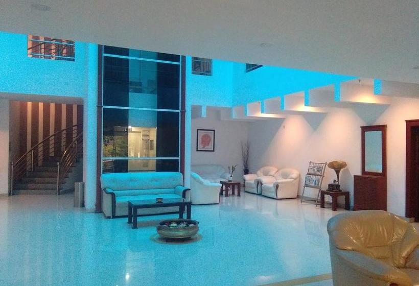 Hotel Raj Residency 7