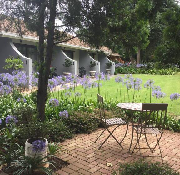 Bed and Breakfast Farmhouse Lodge 3