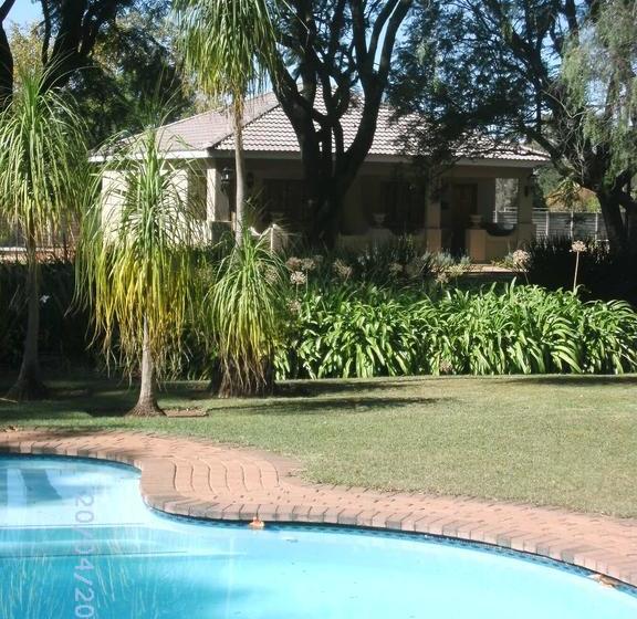 Bed and Breakfast Farmhouse Lodge 4