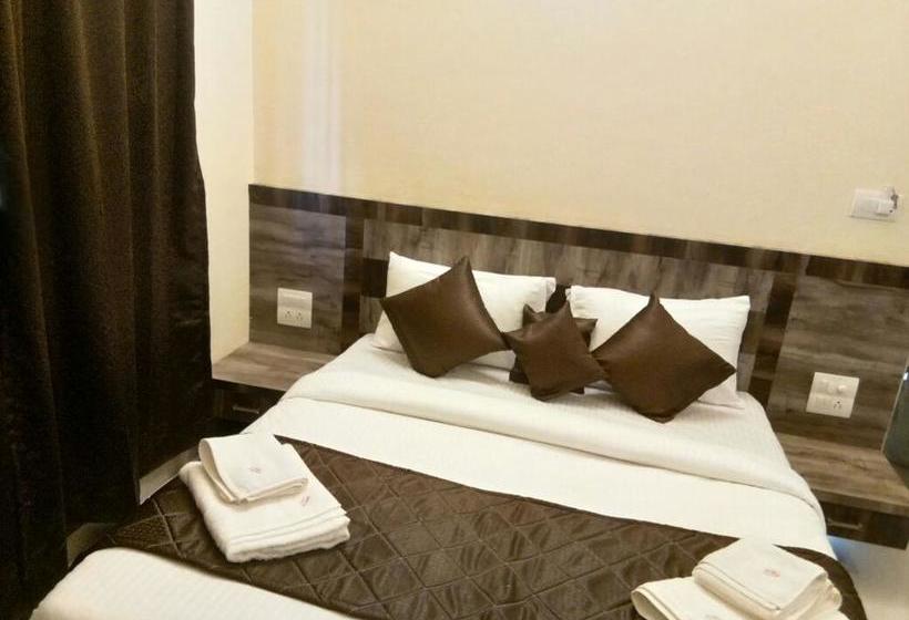 Hotel Oyo 11439 Shivanya Palace 17