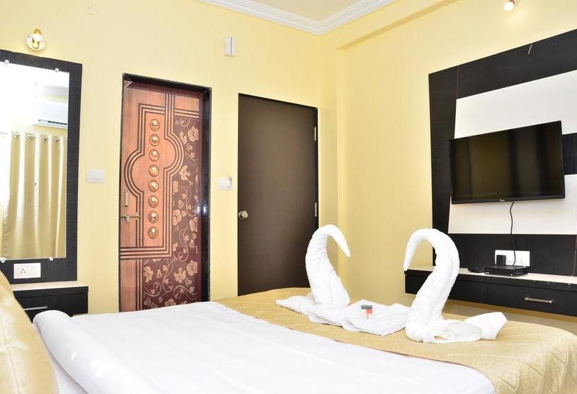 Hotel Oyo 11439 Shivanya Palace 2