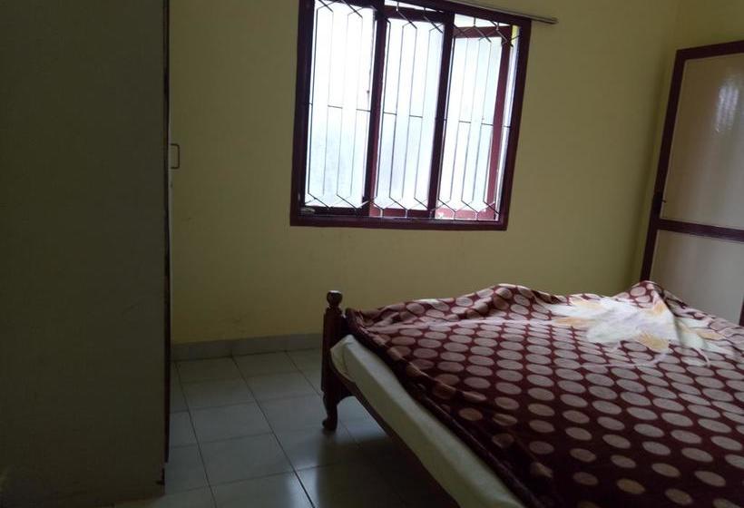 Hotel Sj Guest House 18