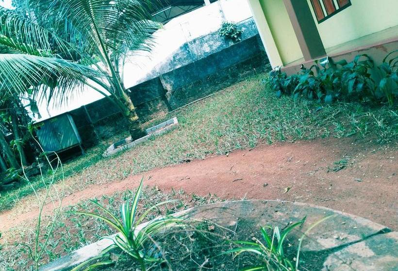 Calicut Backpackers Vintage Hostel 18